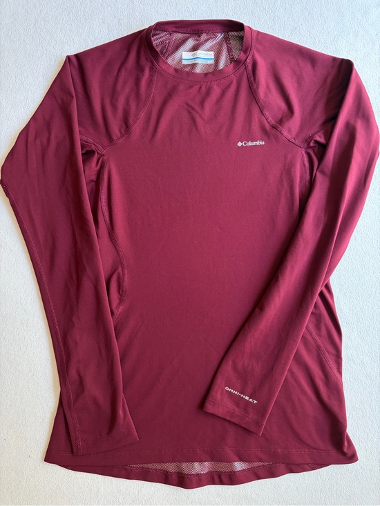 Columbia Tops - Columbia Long-Sleeve Omni-Heat Performance Top Burgundy Base Layer Women Small